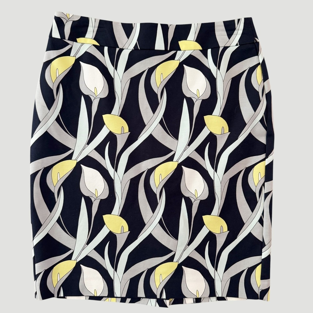 Ann‎ Taylor Factory Navy Calla Lily Floral Pencil Skirt Size 6 8 Mod Career Bold